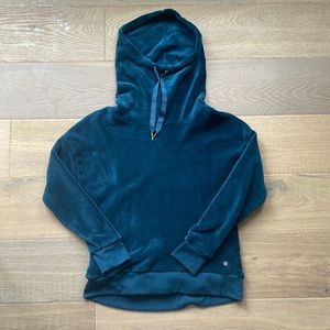 NWOT Well+Calm super soft blue pullover